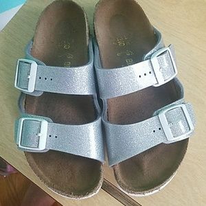 Birkenstocks girls size 2
